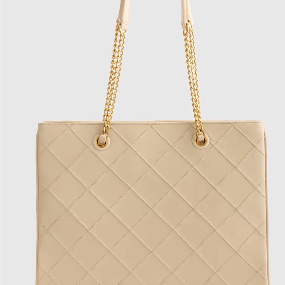 Quince Cream Quilted Shoulder Bag